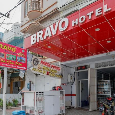 เรดดอร์ซ แอท โฮเต็ล บราโว ปันไต กามาลี เบาเบา Hotel Baubau ภายนอก รูปภาพ